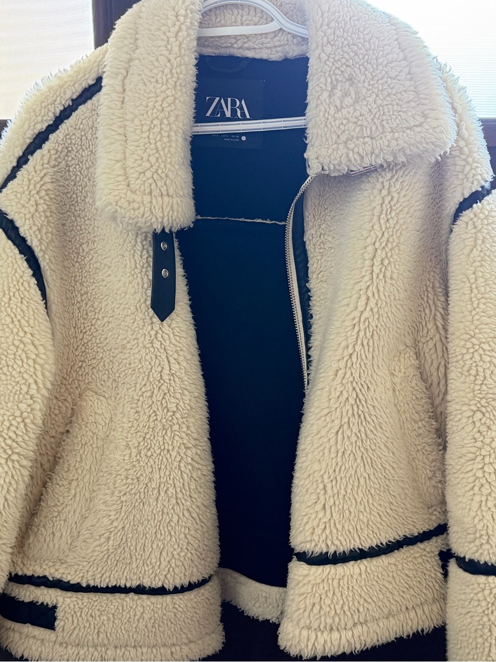 ZARA Cream Sherpa Jacket with Black Trim Accents